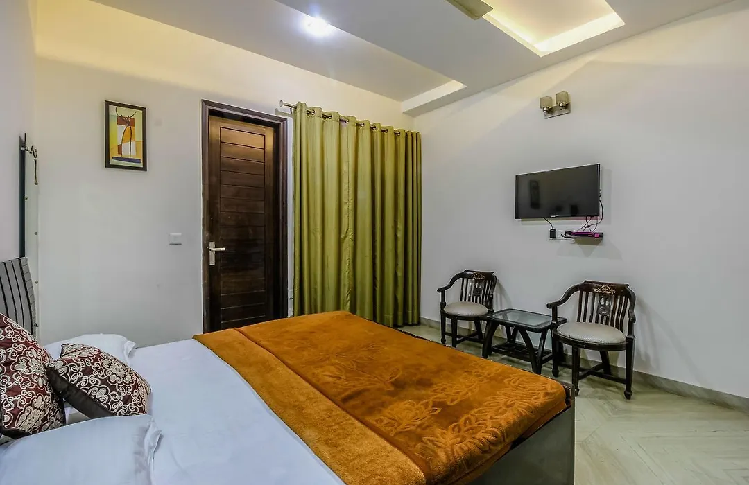 Stay Royal Bed & Breakfast-1