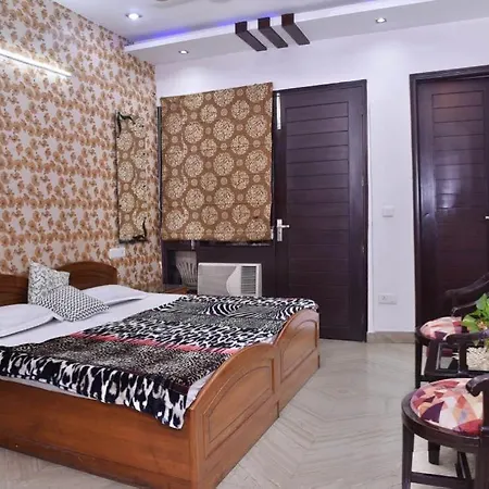 Stay Royal Bed & Breakfast-3